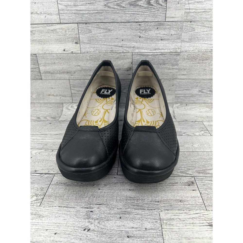 FLY LONDON Black Leather Perforated‎ Wedge Ballet Flats Women Size 37 P500798000 - Picture 2 of 11